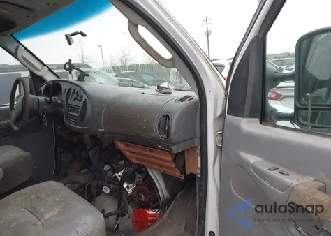 2008 Ford E-150 Commercial z USA, uszkodzony, nr VIN 1FTNE14W88DB29748